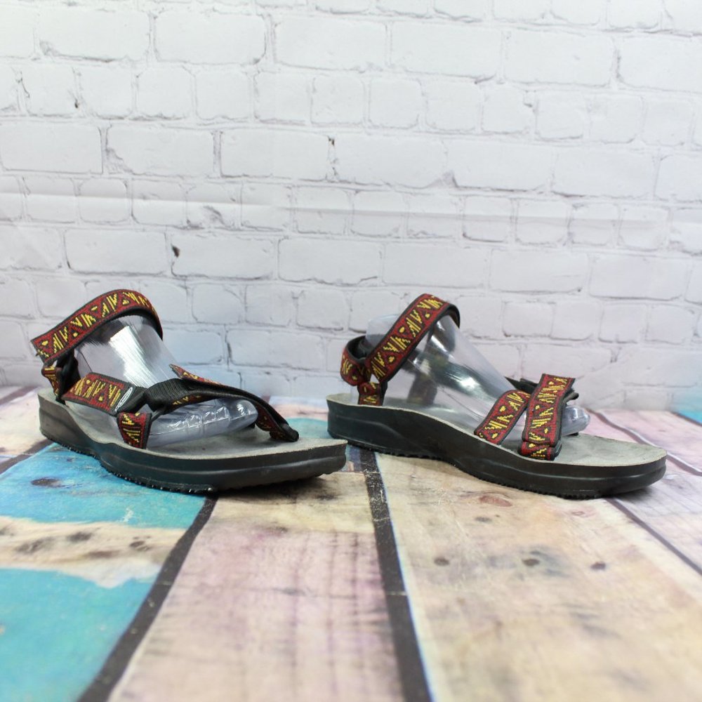 Lizard Red Black Printed Ankle Strap Athletic Hiking Sandals Size 46 US 12 - Picture 3 of 9